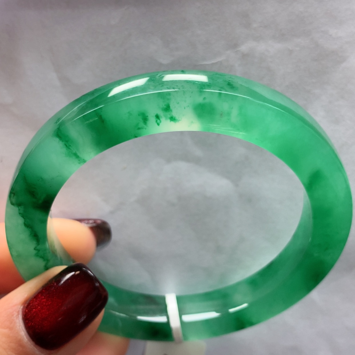 【闪购商品】石英质玉手镯未镶嵌