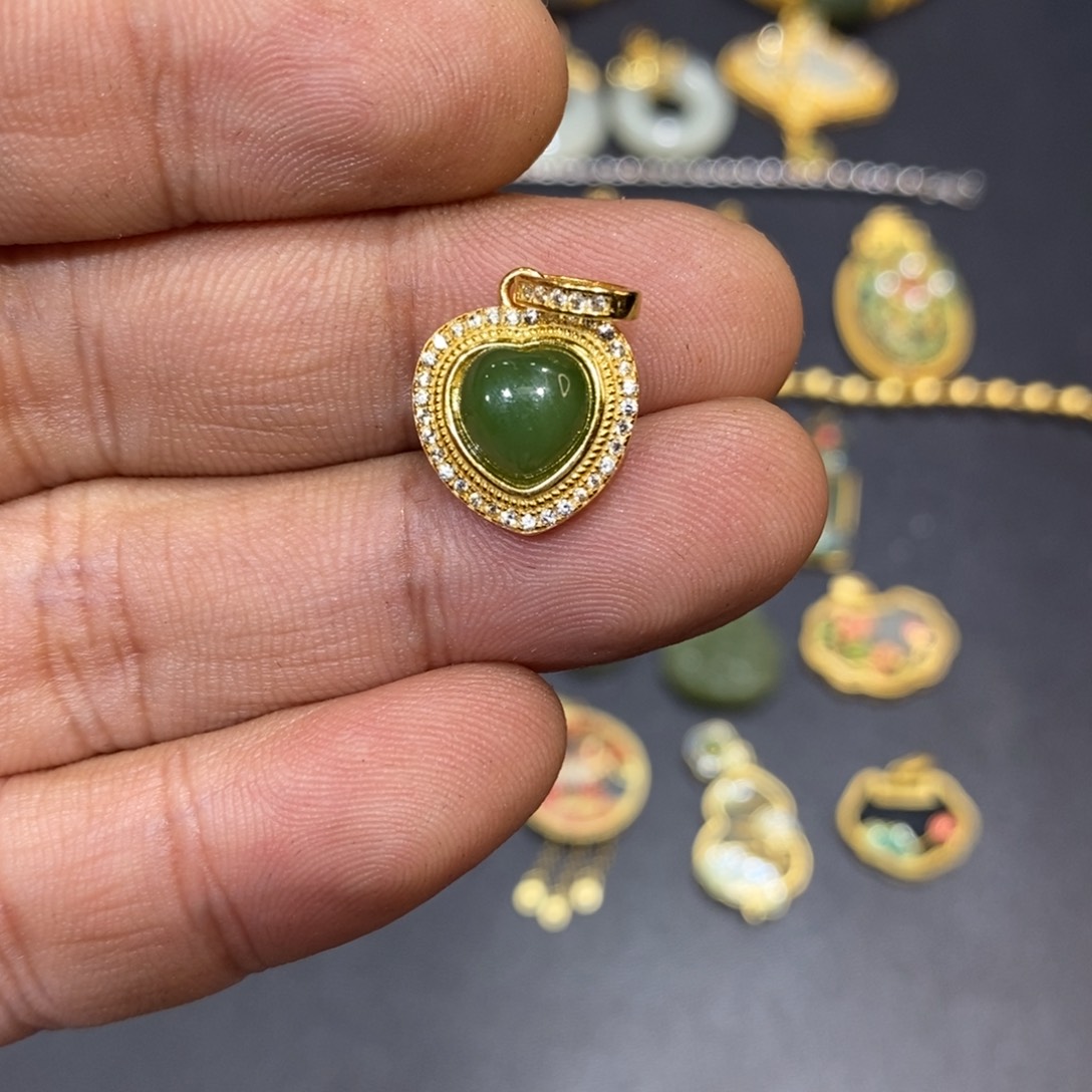 和田玉颈饰银S925镀金镶嵌