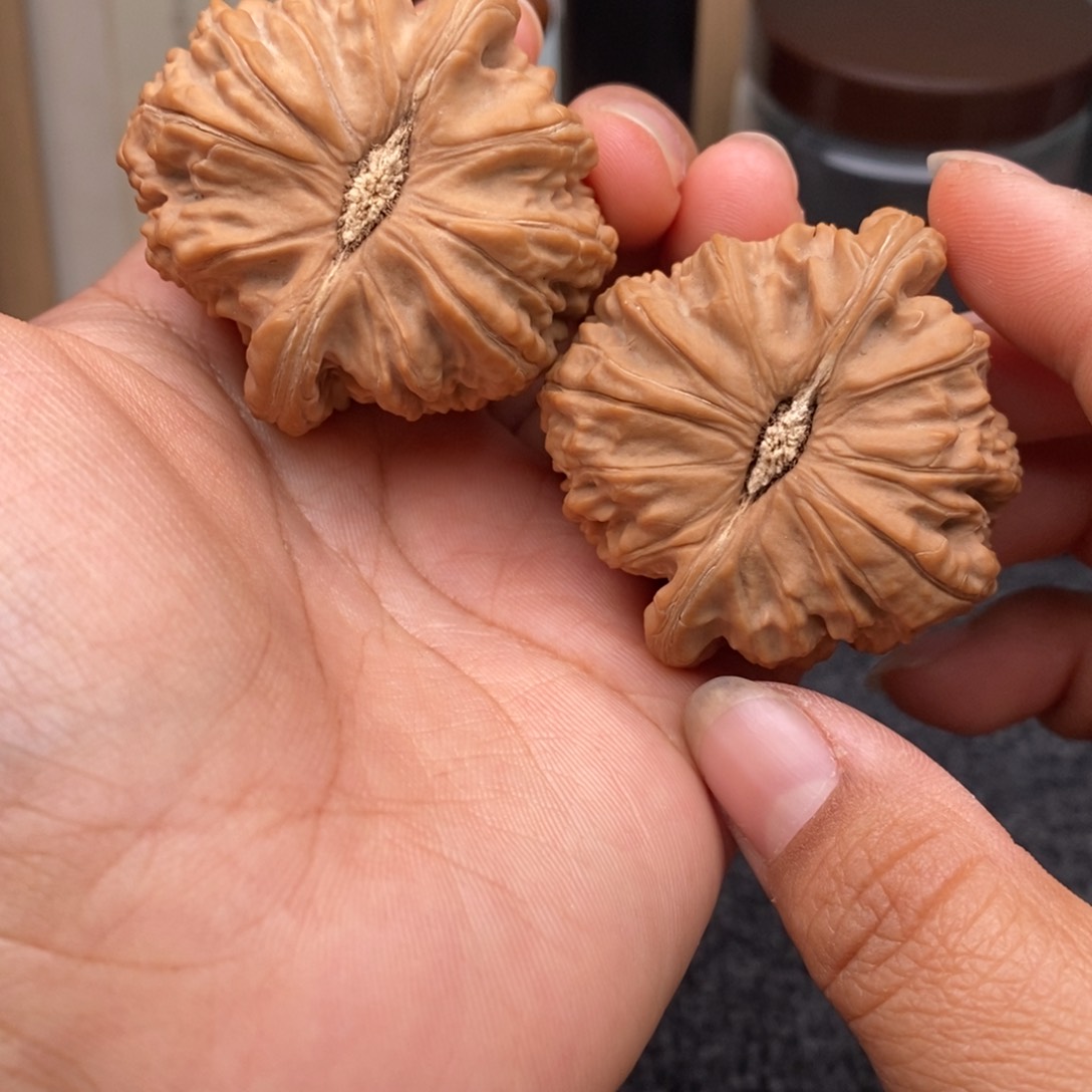 文玩核桃把件44闷白