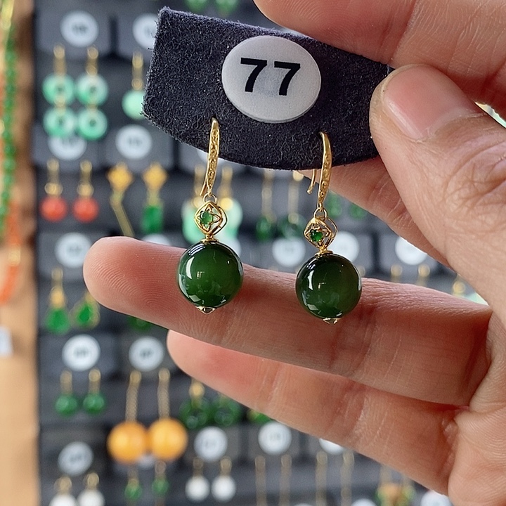 和田玉耳饰18K金镶嵌用****2