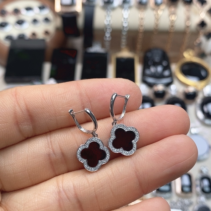 翡翠18K金镶嵌耳饰