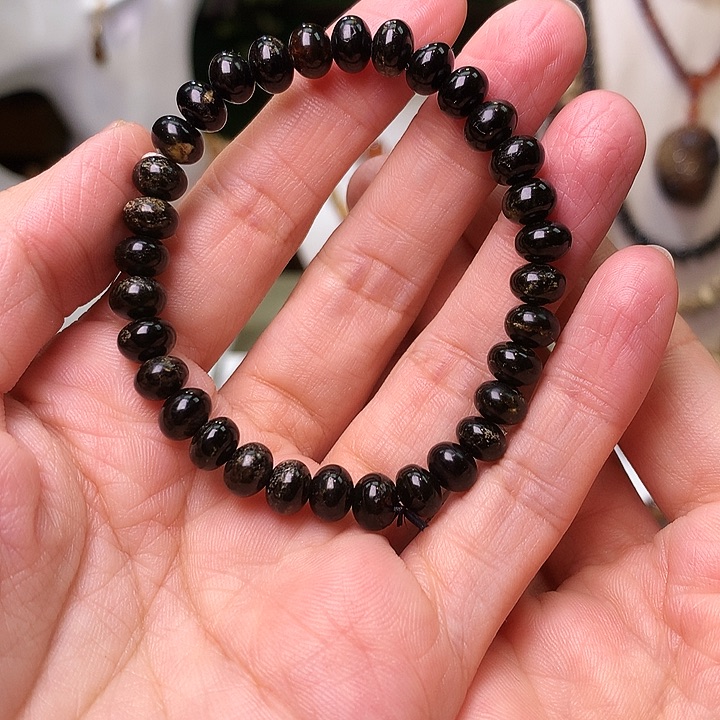 琥珀裸石未镶嵌抚顺琥珀