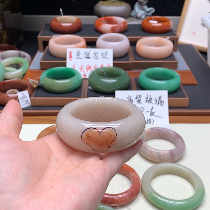 ****游石英质玉（非洲翠）合金佘太翠