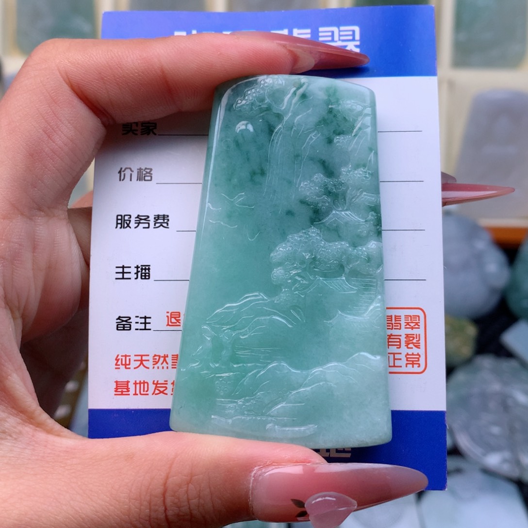 翡翠颈饰未镶嵌缅甸翡翠