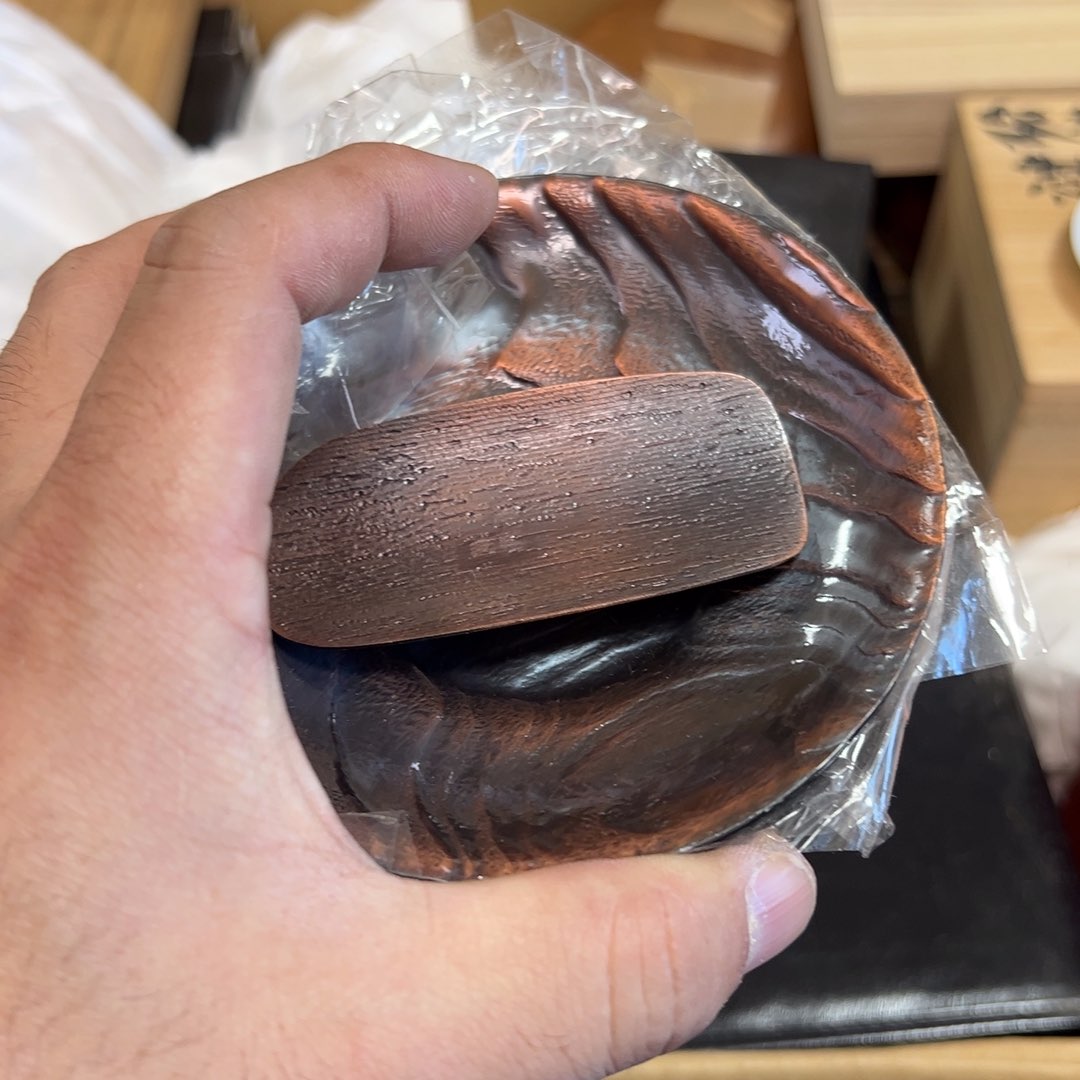 铜m****e中古商品，谨慎参拍