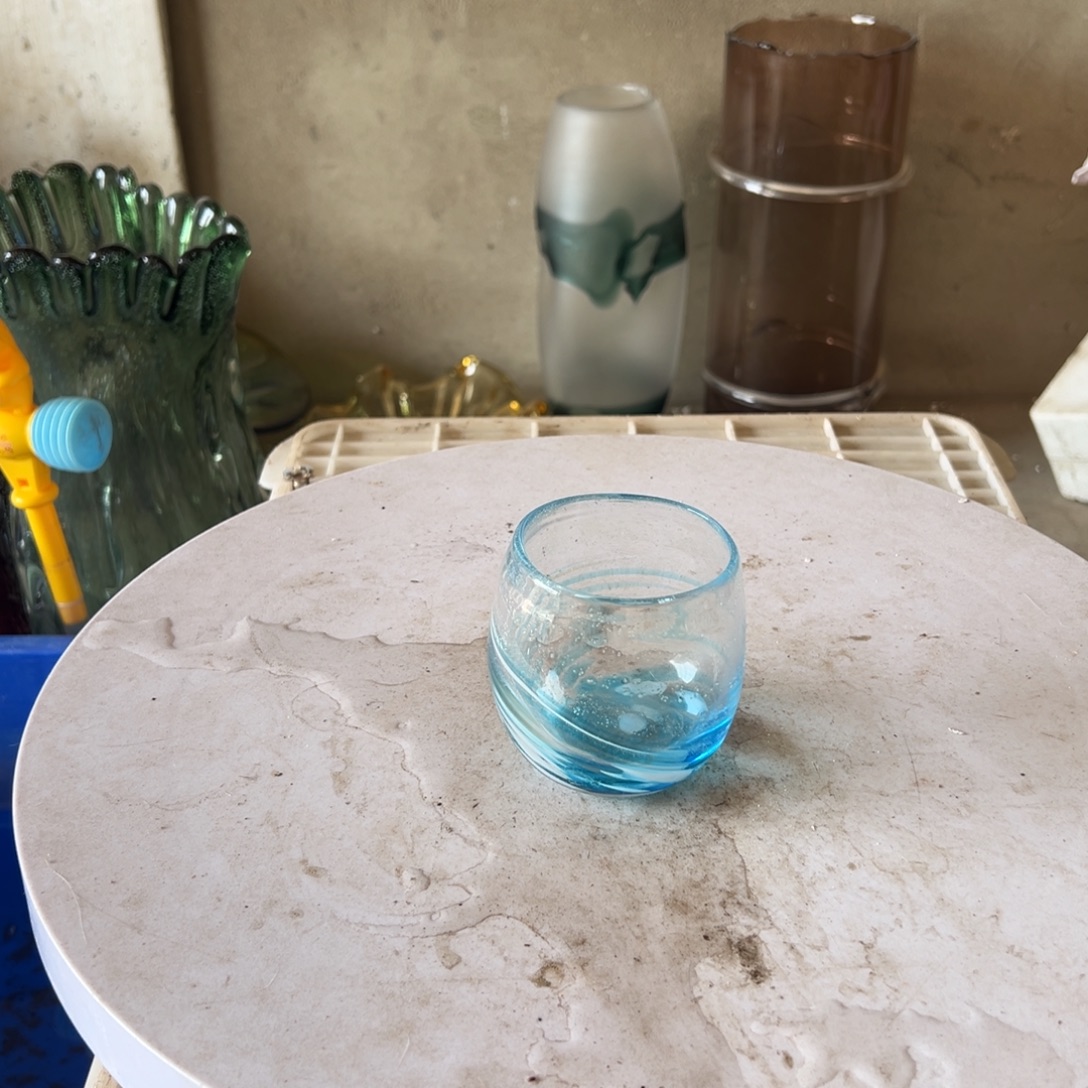 弘扬琉璃花器微瑕高度8