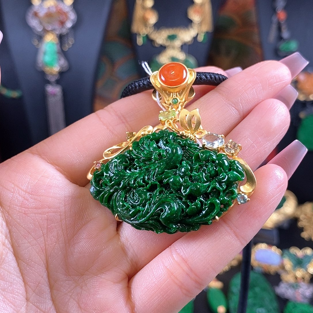 翡翠银S925镶嵌颈饰吊坠