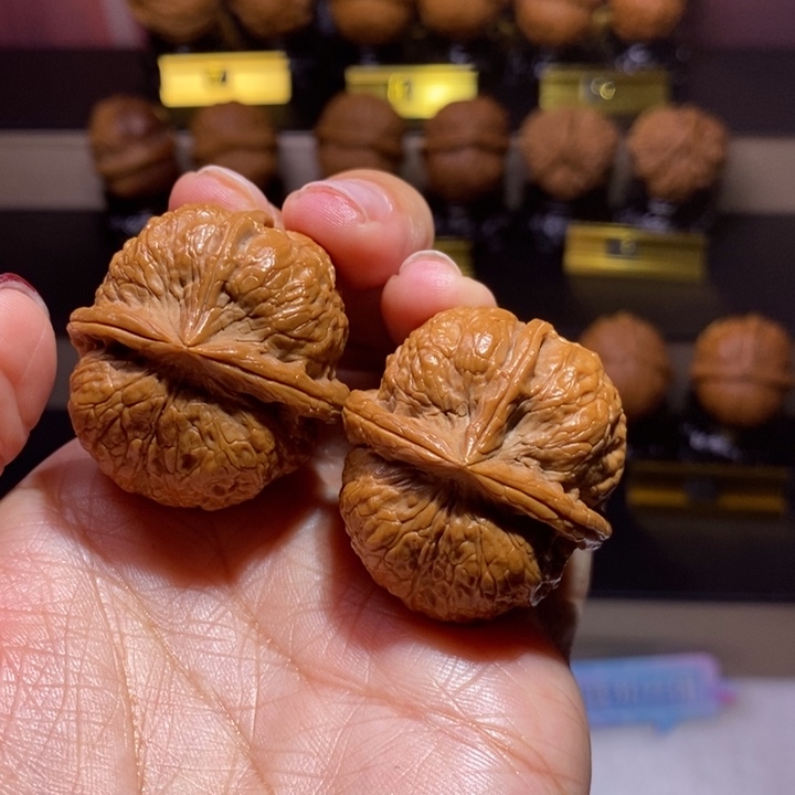 文玩核桃把件 聚宝盆三棱37尺