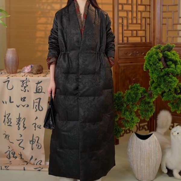 静一 双面穿鹅绒服 28368复古国风油缎织花 立领冬季羽绒服 长款
