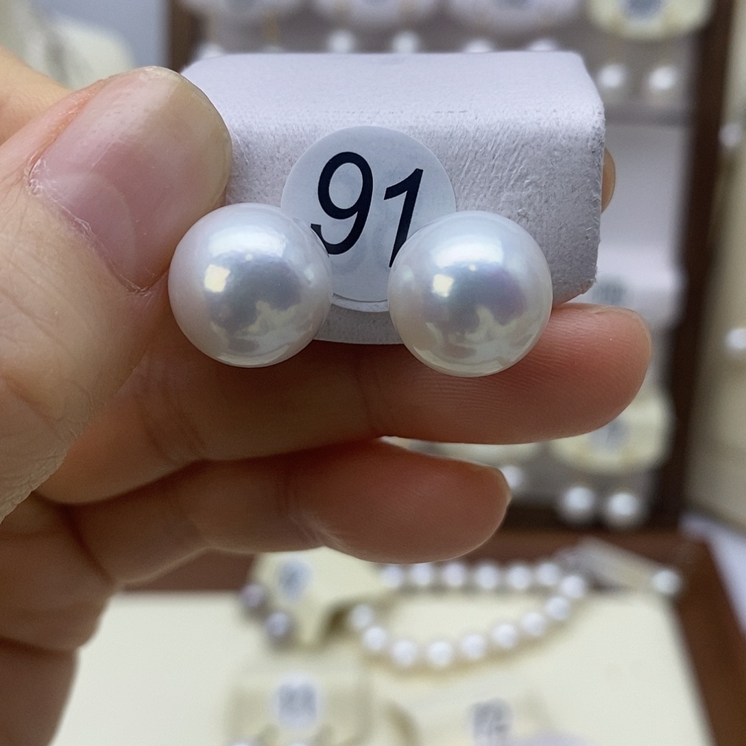 银S925镶嵌淡水珍珠耳饰