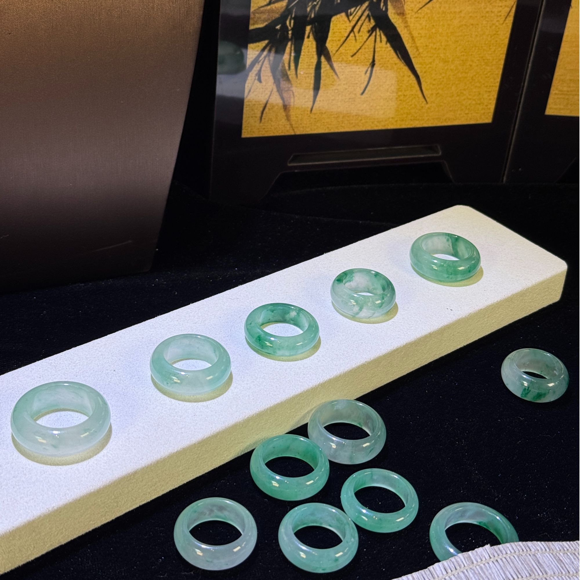 「寒泉映月」冰种飘花素戒圈戒指天然非洲翠玉石绿色指环通透