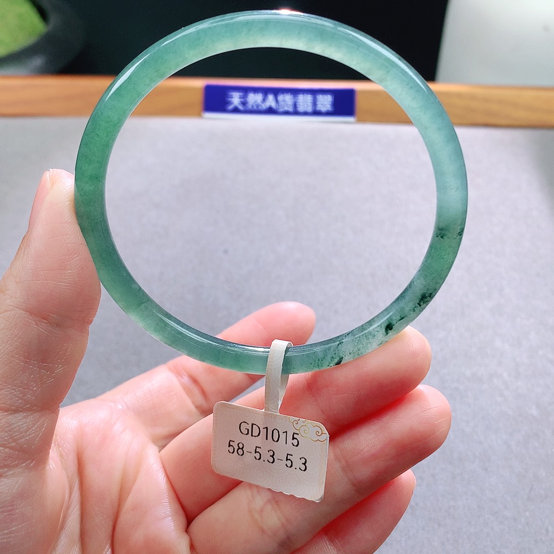 未镶嵌手镯翡翠天然翡翠手镯a货