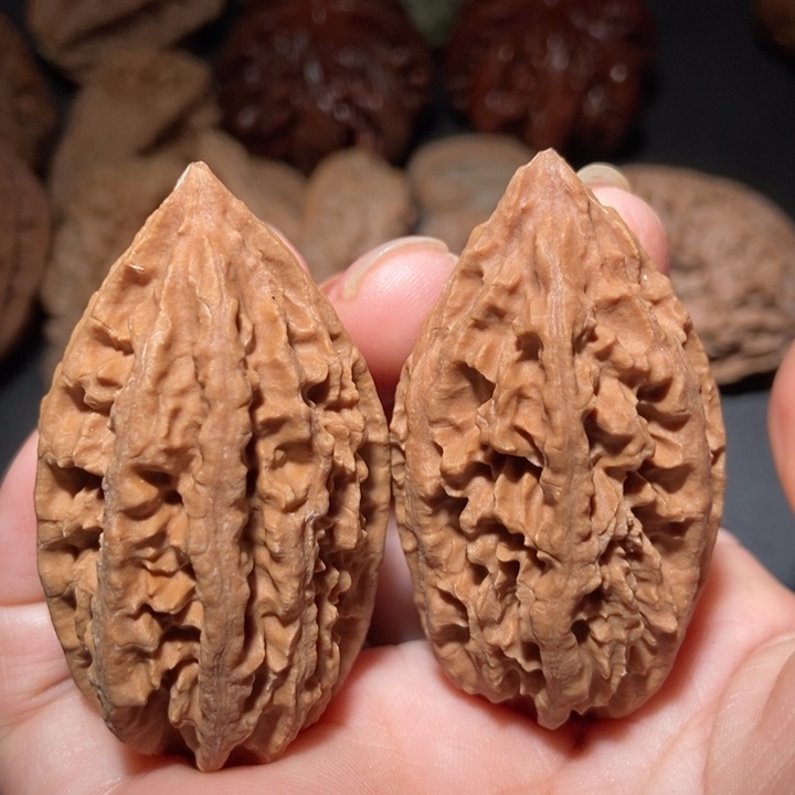 文玩核桃把件东北楸子小雪4