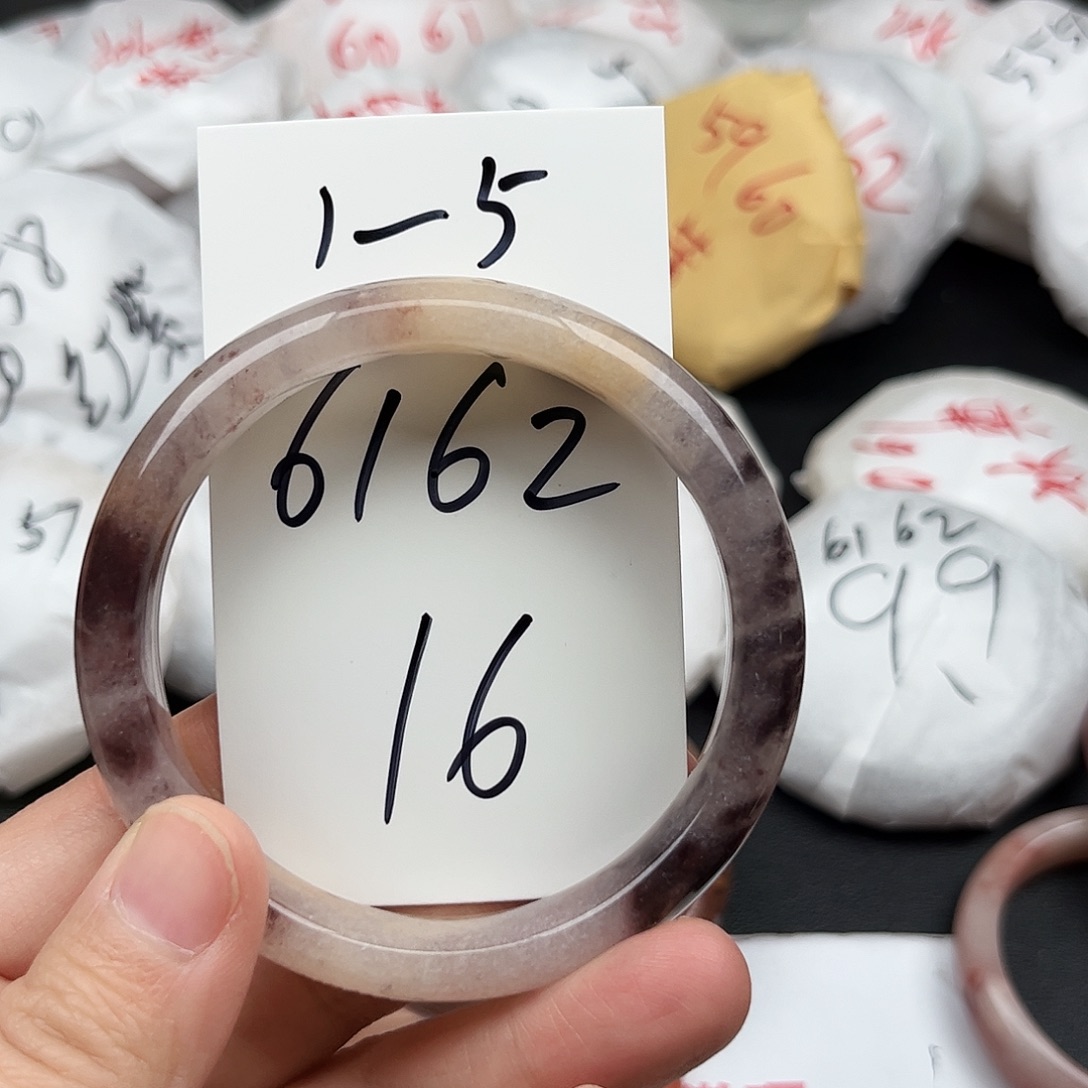 石英岩玉未镶嵌手镯1.5
