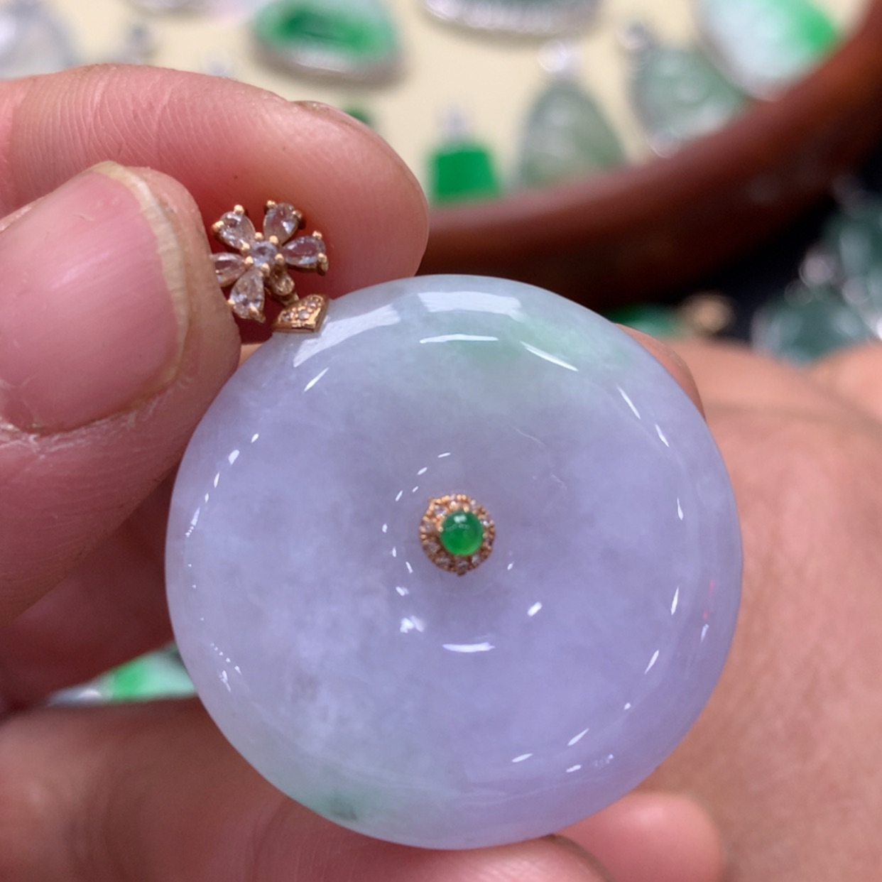 【闪购商品】翡翠颈饰18K金镶嵌平安扣