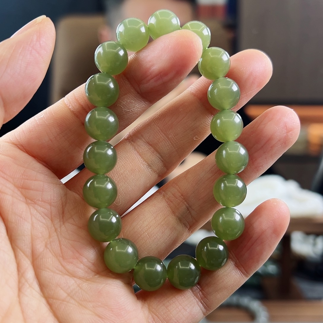 未镶嵌手链和田玉淡*卡10