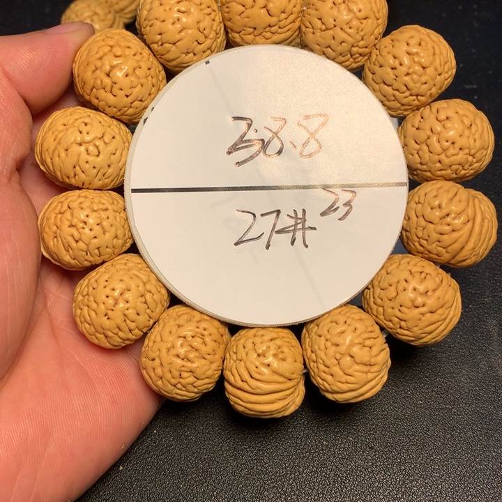 手串桃核27号健健康康了