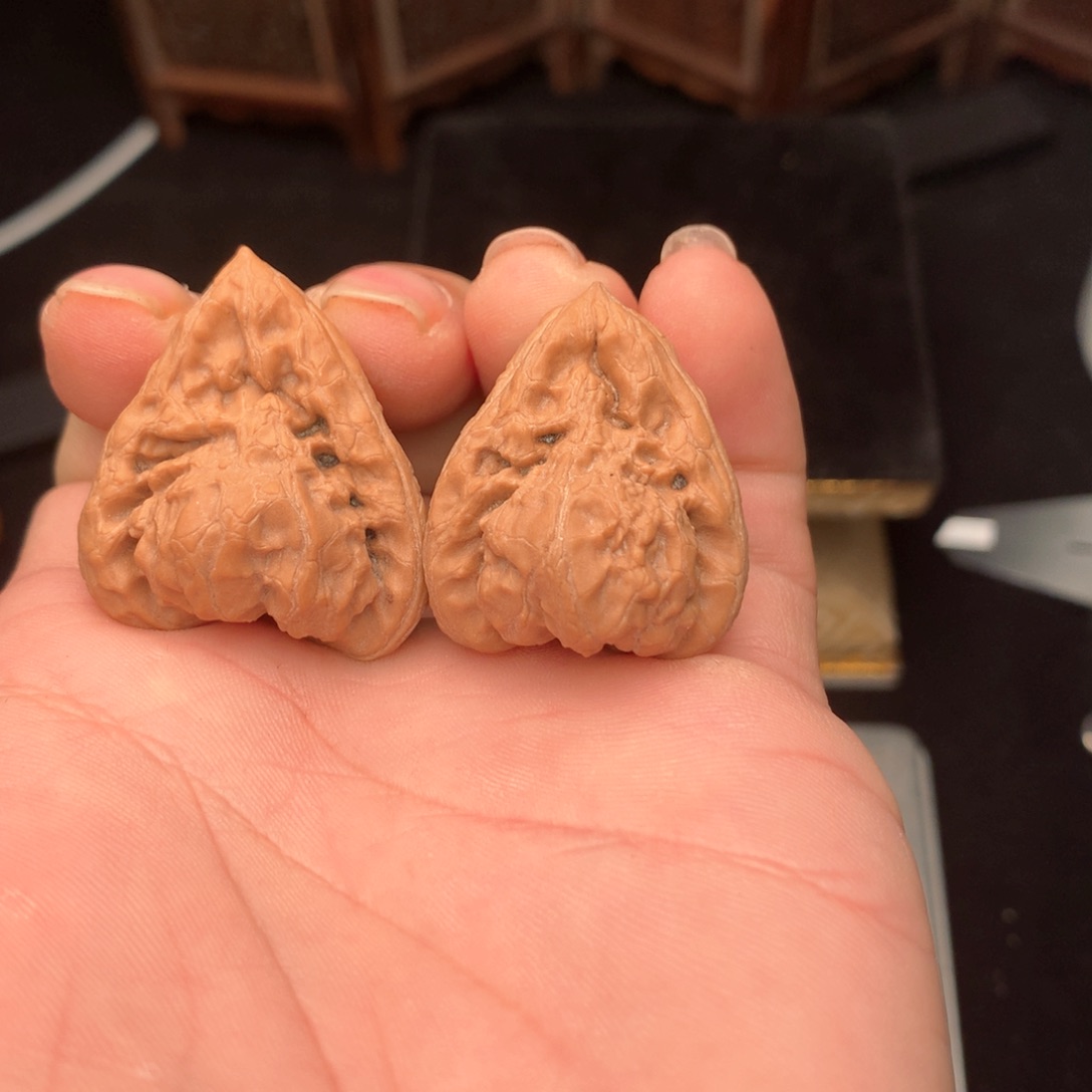 文玩核桃把件昭*异形