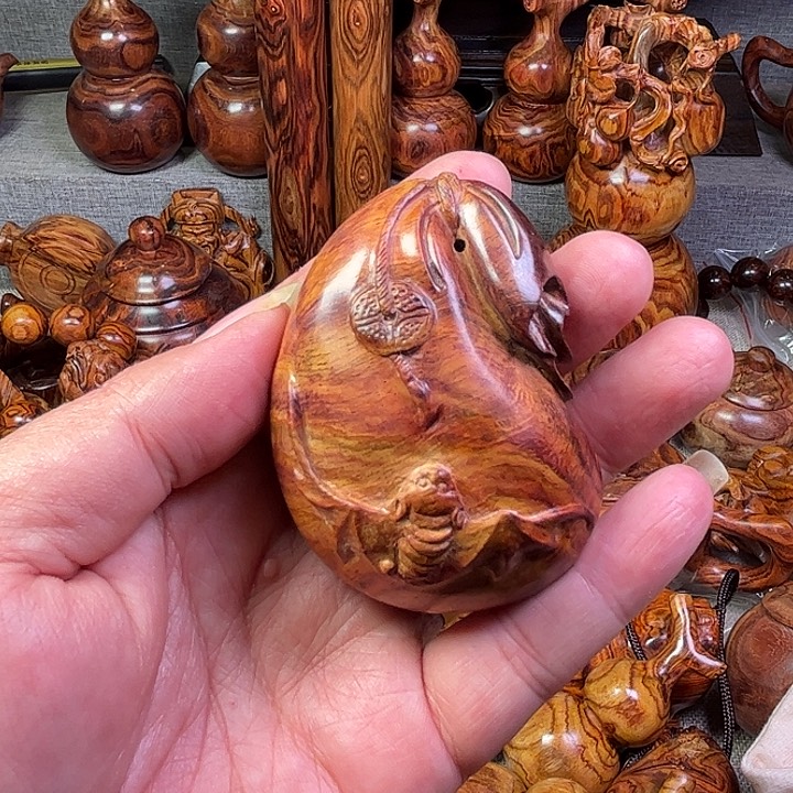 黄花梨/降香黄檀海南黄花梨油梨工艺品