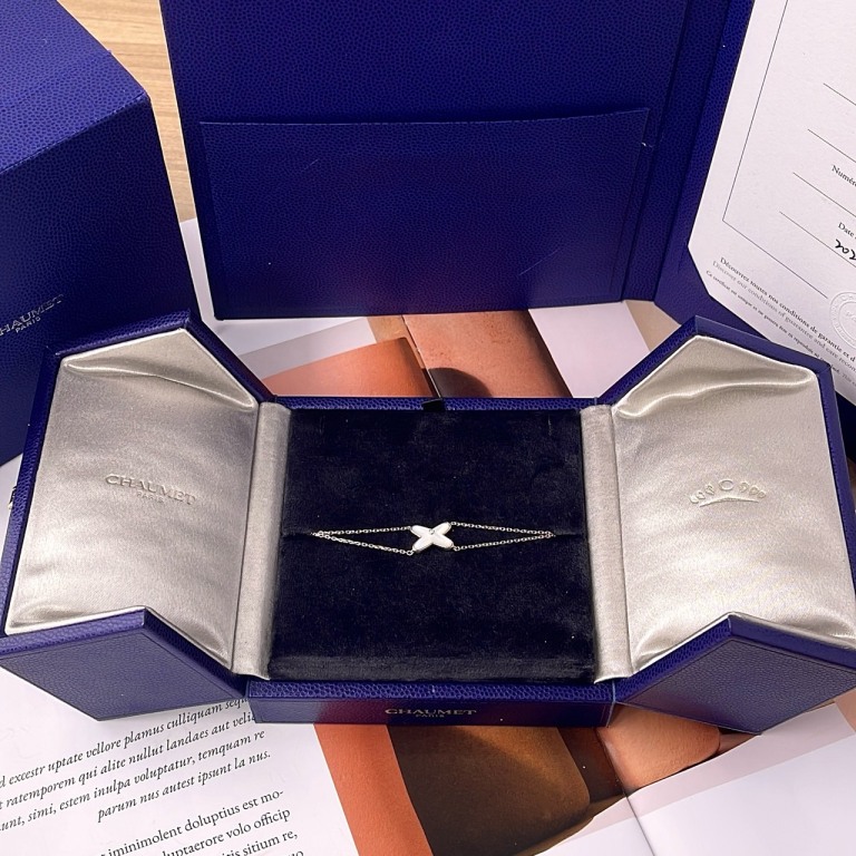 95新 Chaumet/尚美 【九筒奢品】白贝母交叉单钻手链/链长16cm/2805