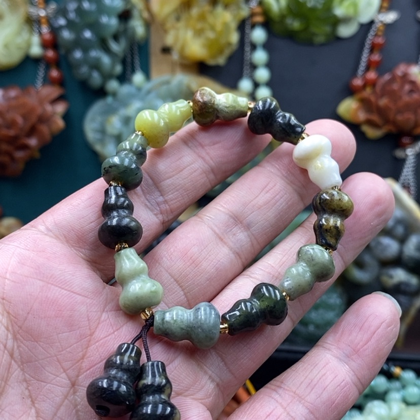 【闪购商品】未镶嵌岫玉手链随机发货