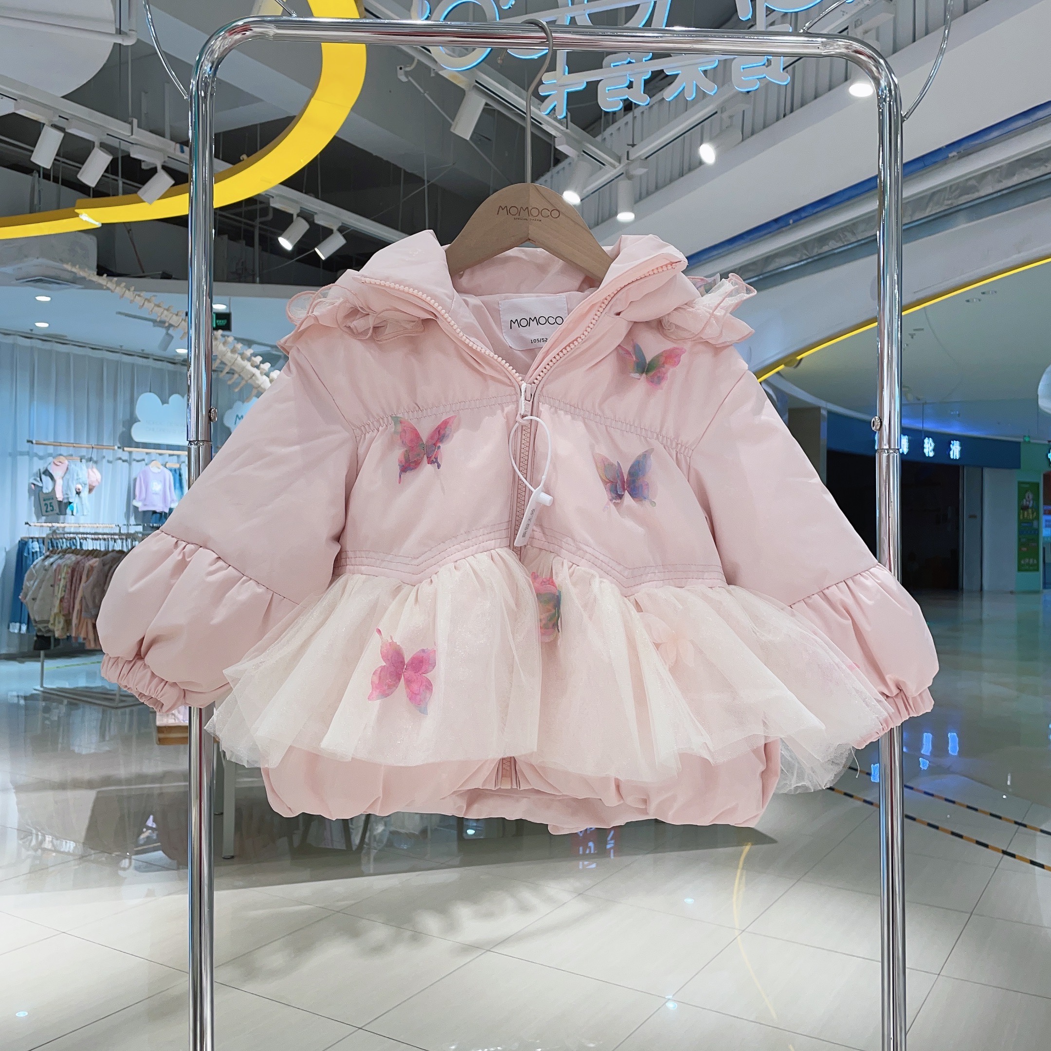 MOMOCO冬季女童90白鸭绒甜美蝴蝶网纱拼接羽绒服外套77880102014