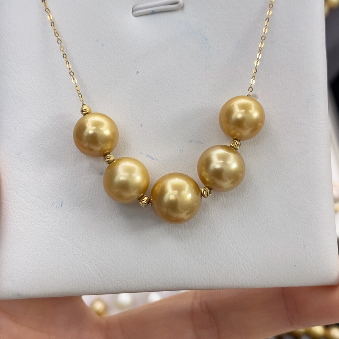 海水珍珠颈饰18K金镶嵌10-11m m