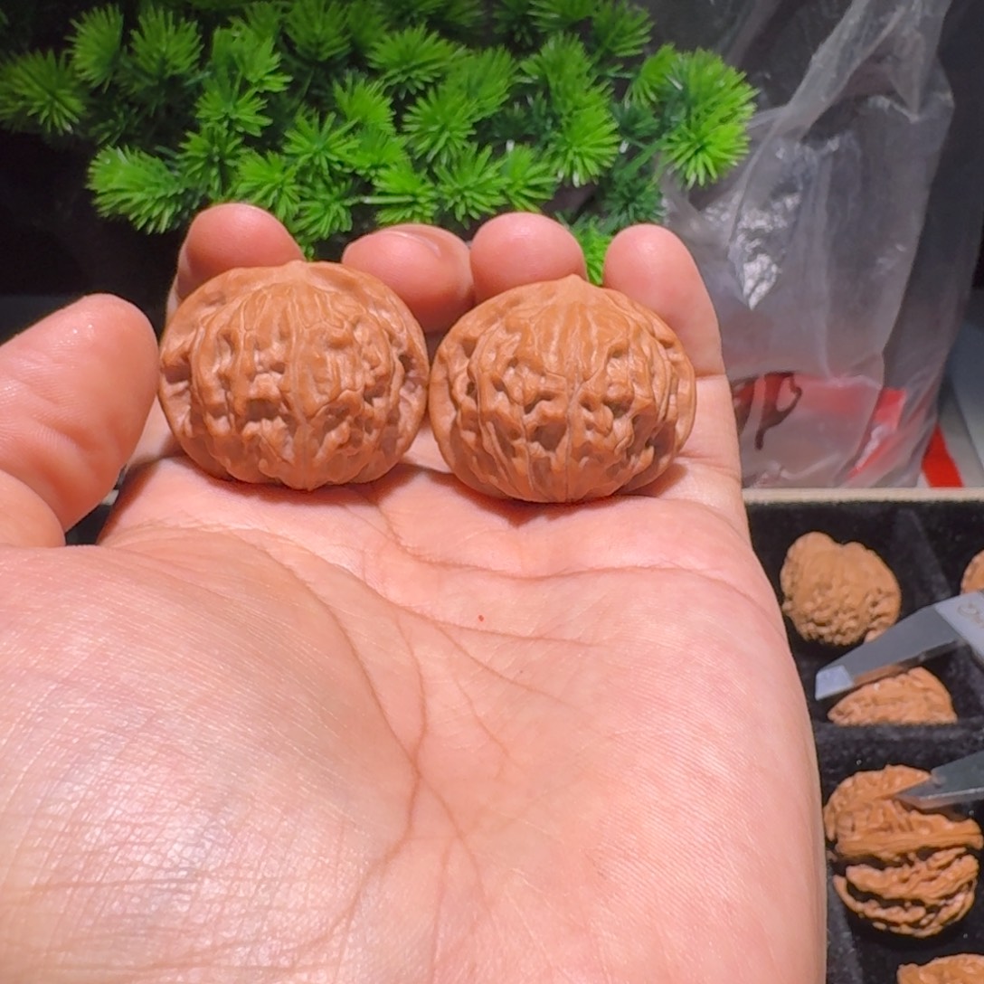 A***.文玩核桃吊坠太行龙珠