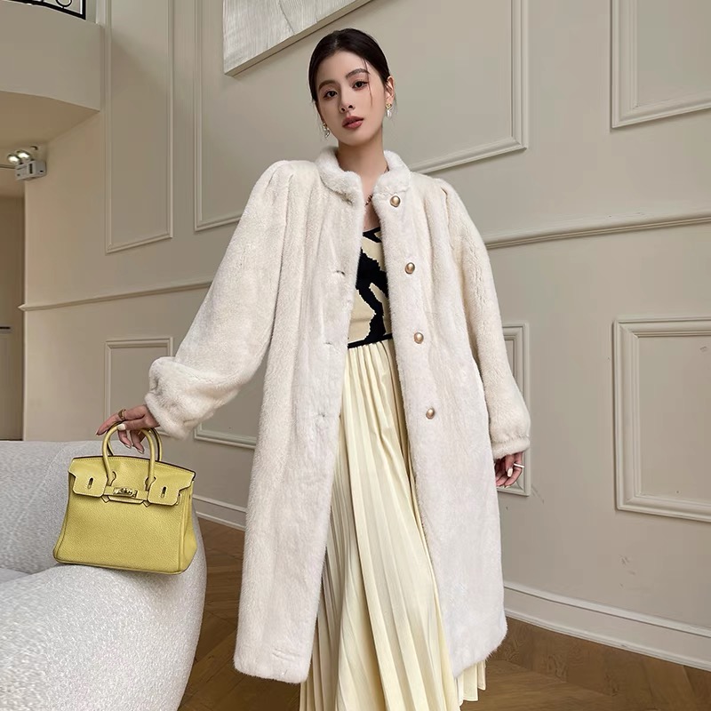 2025长款天鹅绒小母貂整貂女貂皮大衣水貂皮外套长款
