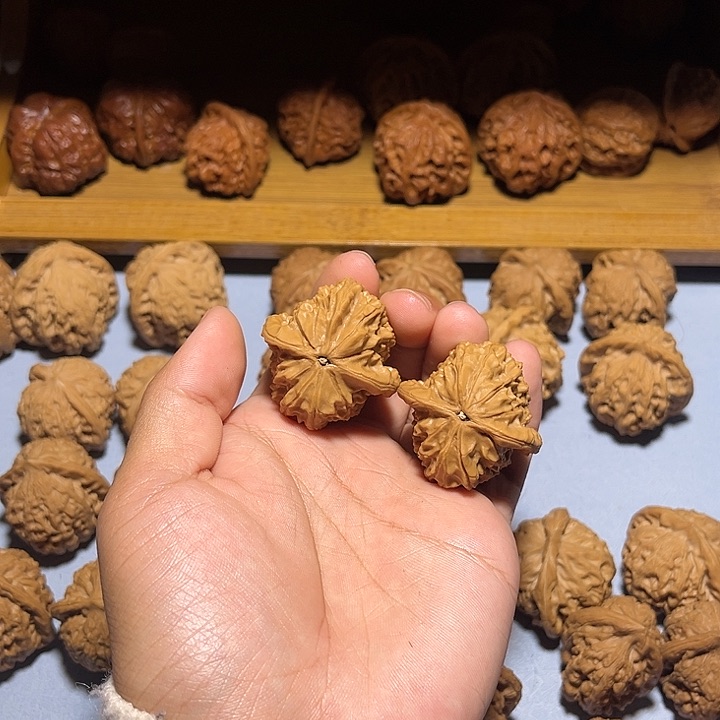 文玩核桃把件36+无药马老四