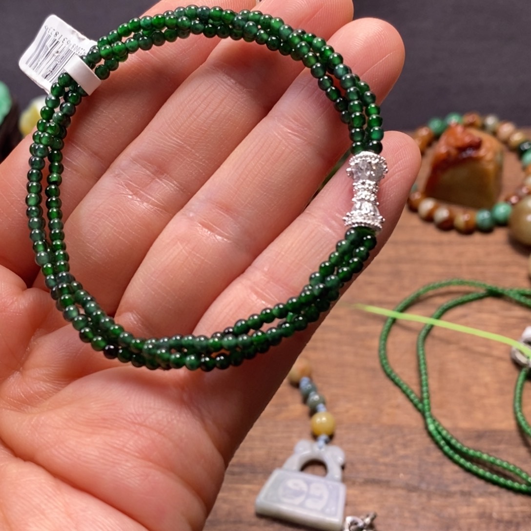 翡翠未镶嵌颈饰复古国风