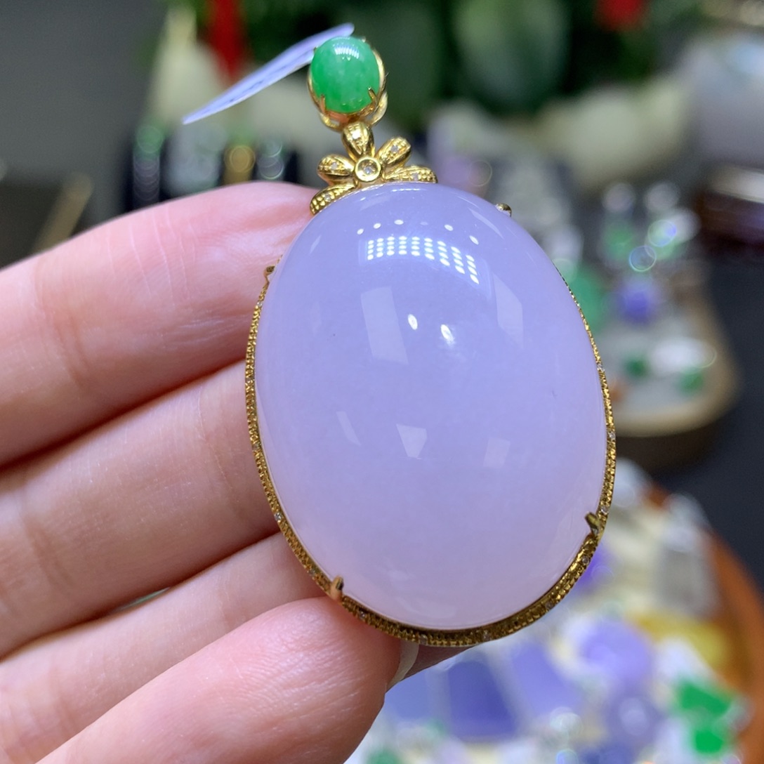 翡翠颈饰18K金镶嵌翡翠吊坠项链