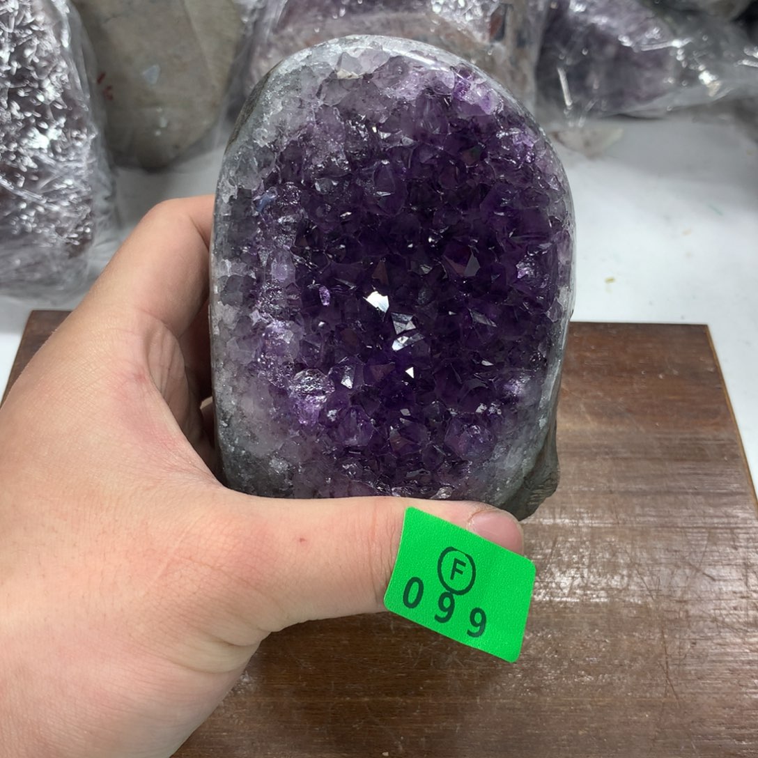 水晶大型摆件（非配饰）未镶嵌