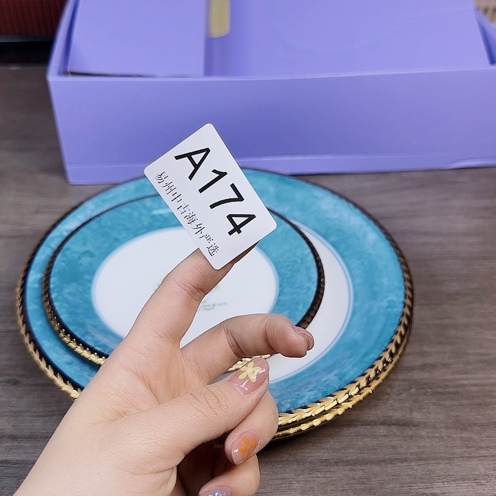 叫****吧倩倩海外陶瓷工艺品