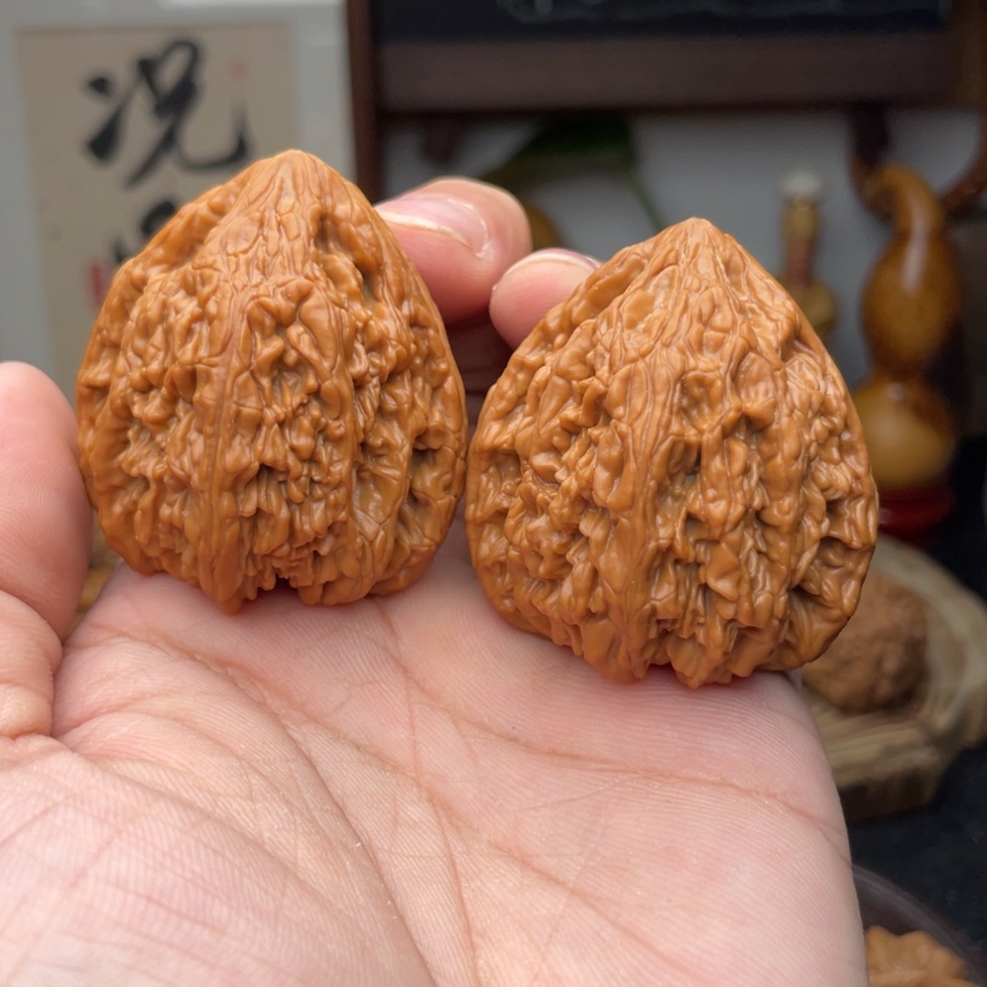 文玩核桃把件虎头王43