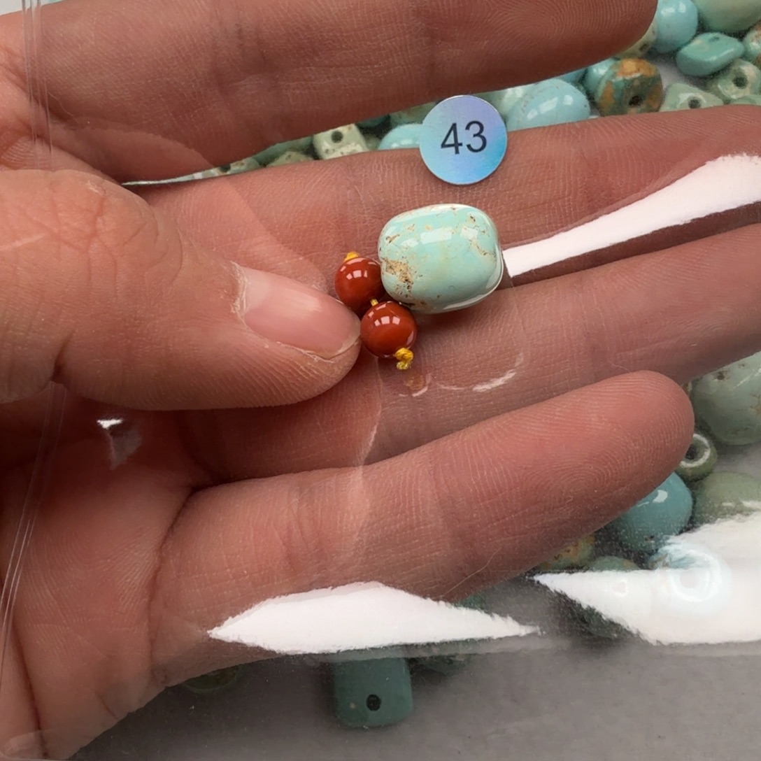 南红玛瑙未镶嵌珠宝奇石