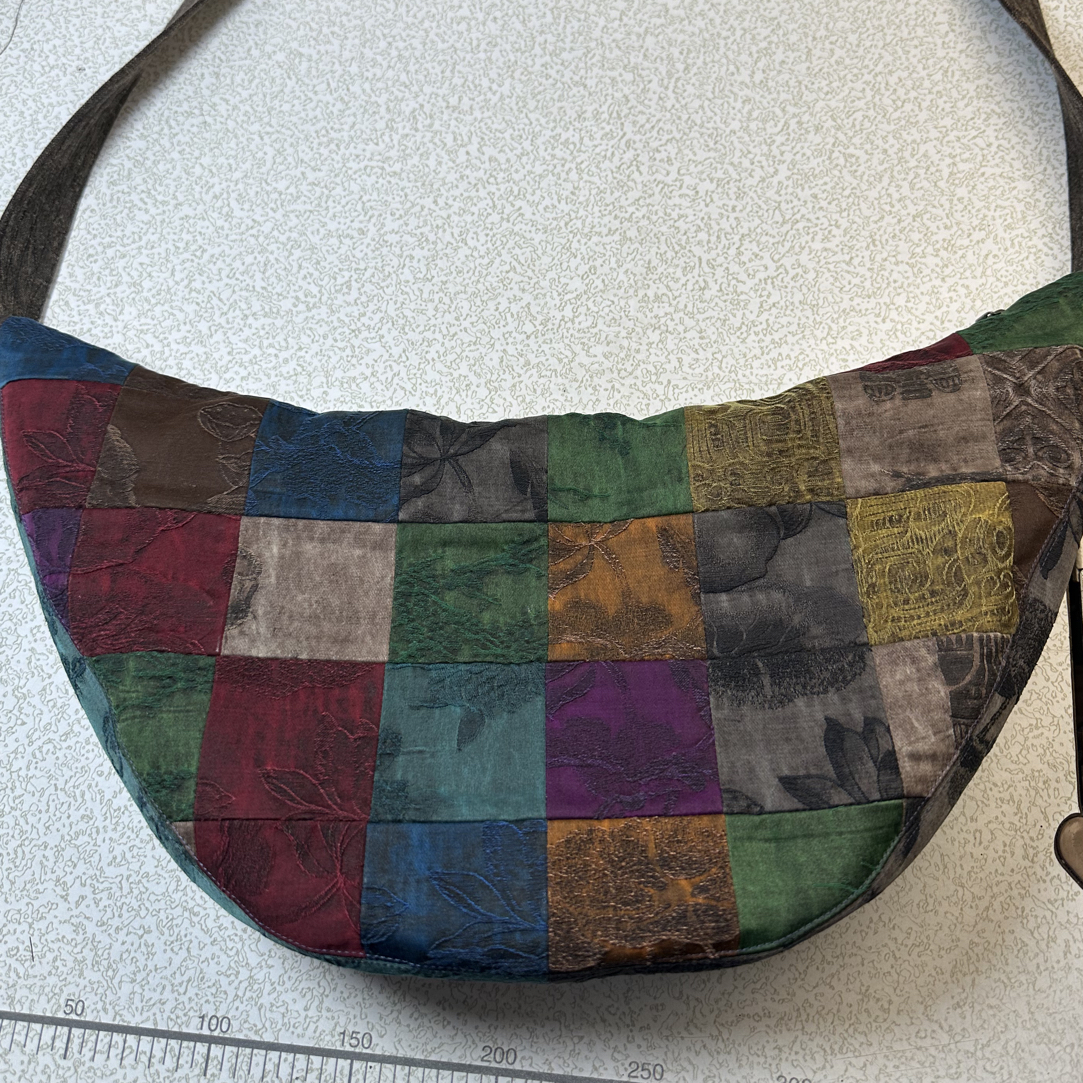 拼布包桑蚕丝饺子包