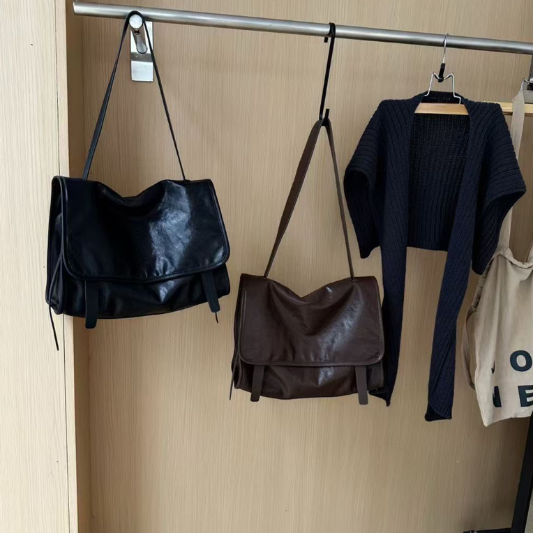 简约风单根植鞣翻盖款水洗单肩包腋下时尚网红韩版