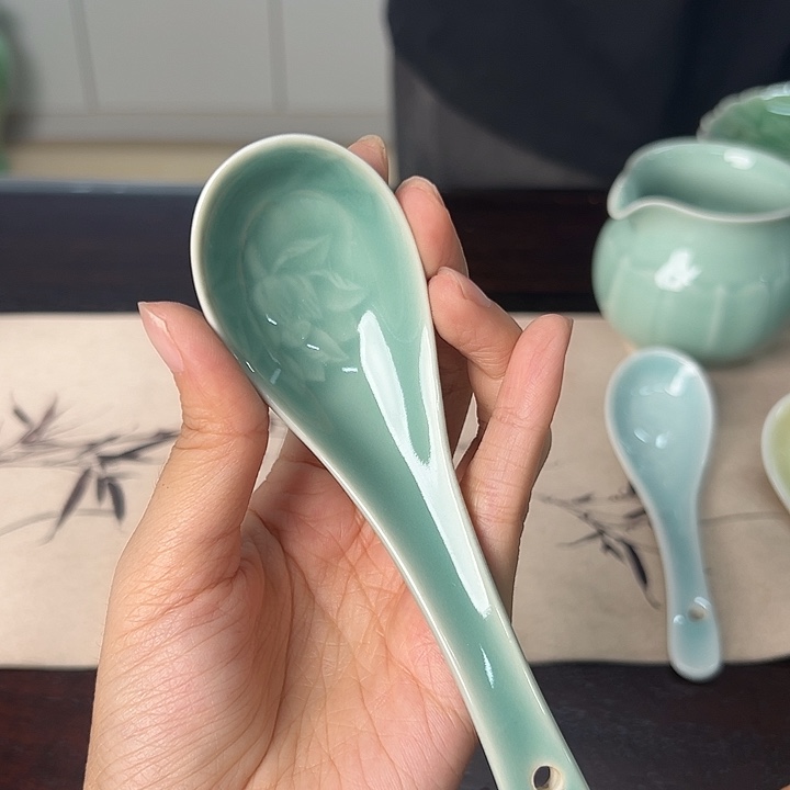 龙泉云间青瓷小米茶器