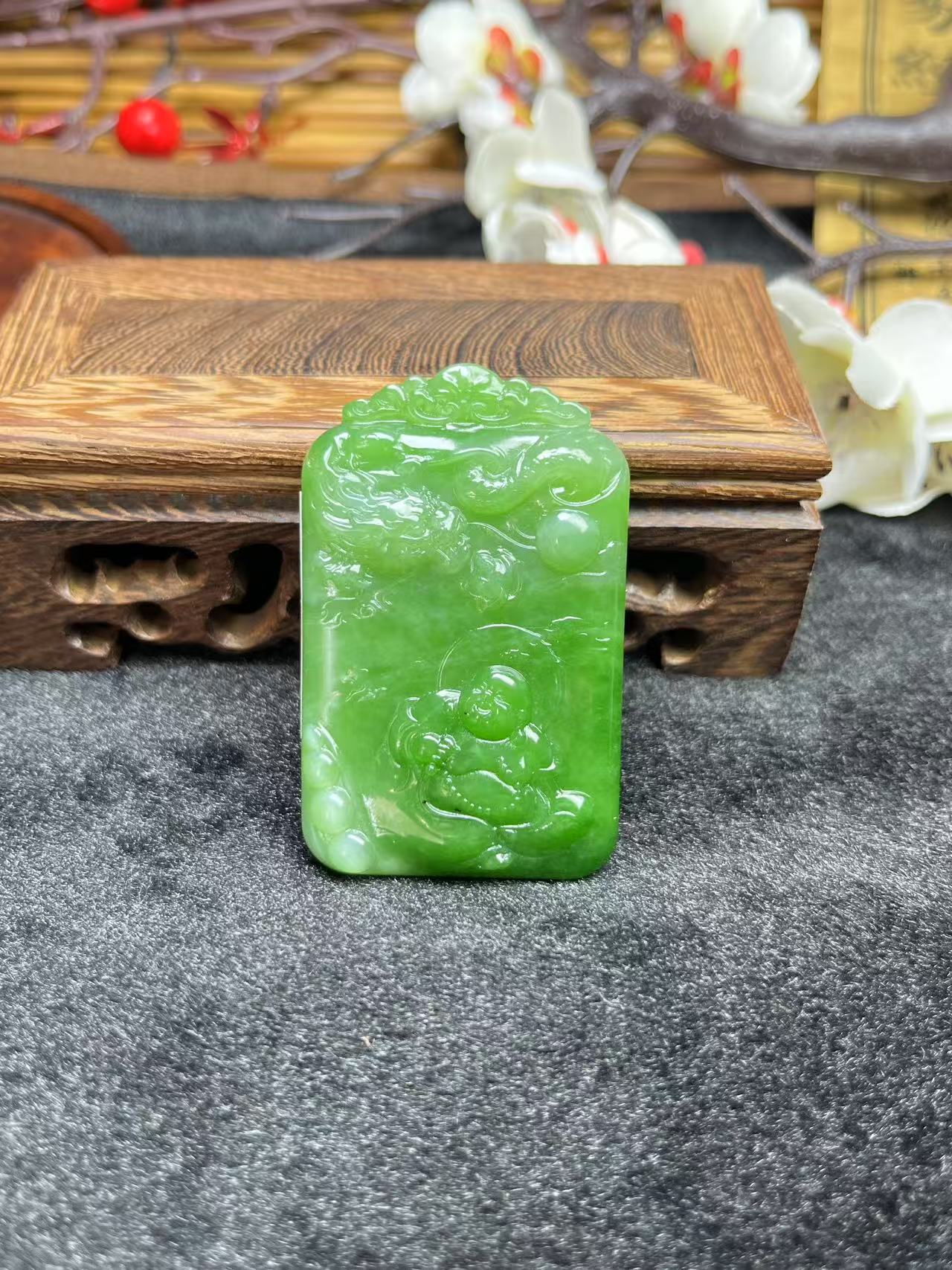 【九哥珠宝LH037】和田玉碧玉双面雕刻逍遥佛牌吊坠 多样性发一件