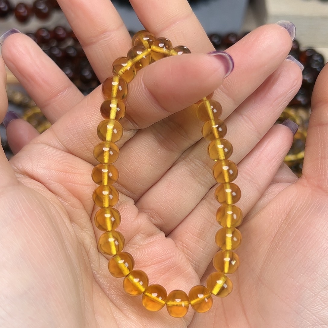 橘***鹿琥珀未镶嵌裸石抚顺琥珀七20309-1