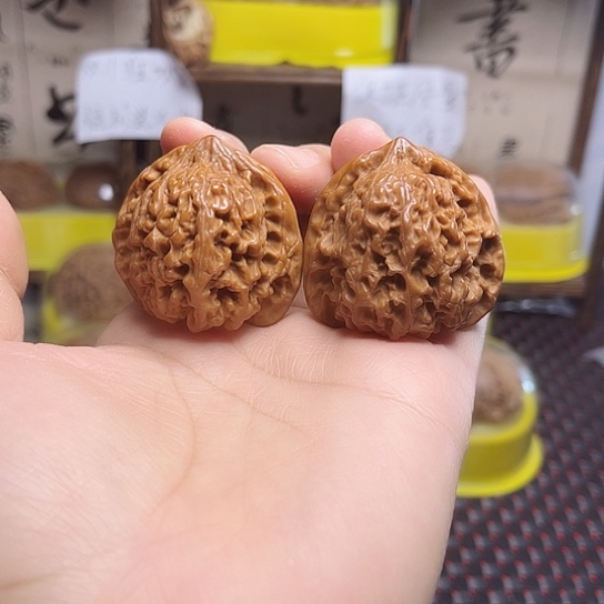 吊坠文玩核桃百花山