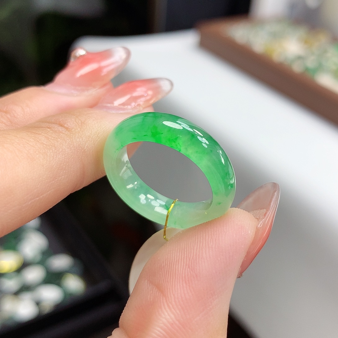 翡翠戒指未镶嵌15号