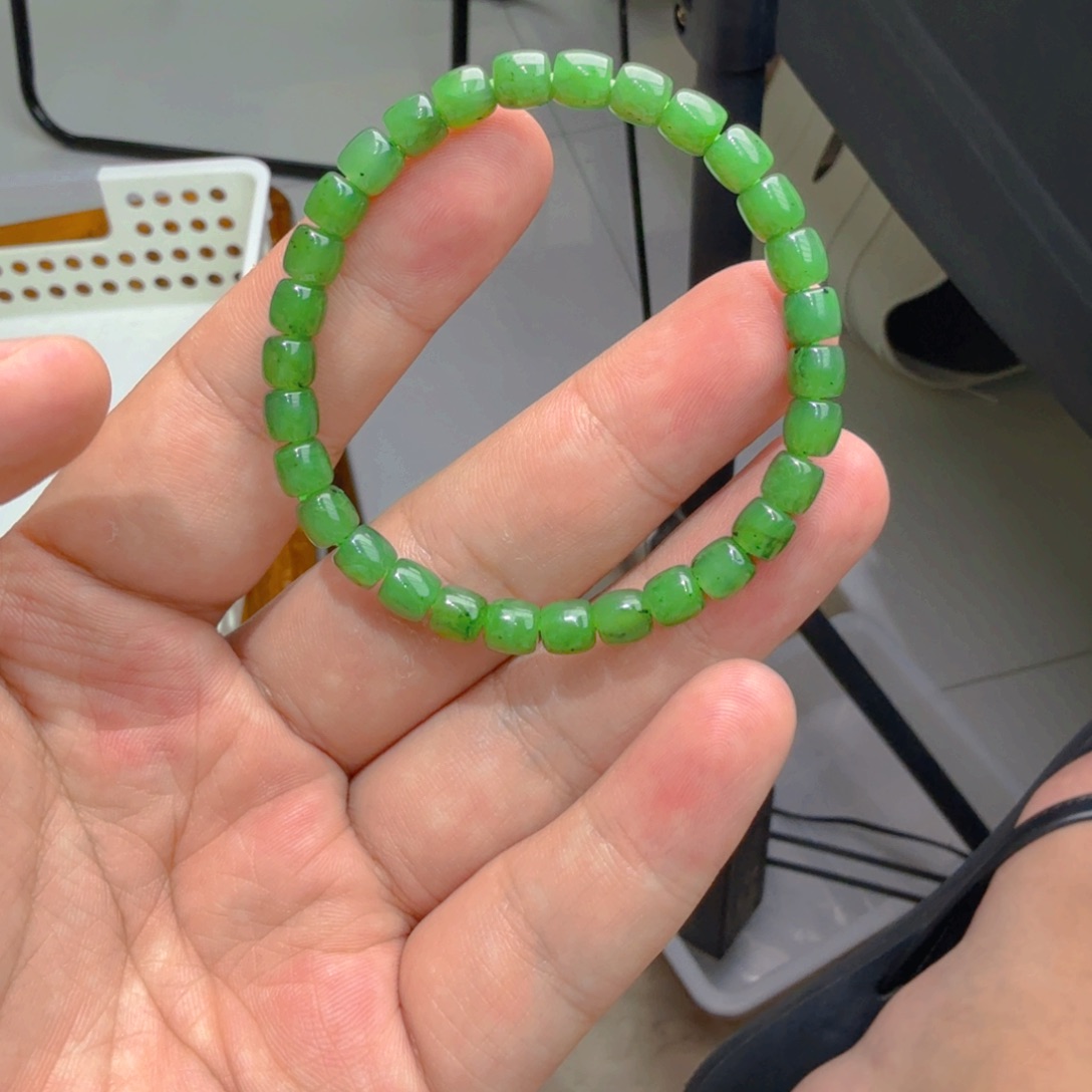 手链未镶嵌和田玉（碧玉）