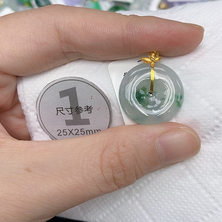 颈饰18K金镶嵌翡翠13367789999