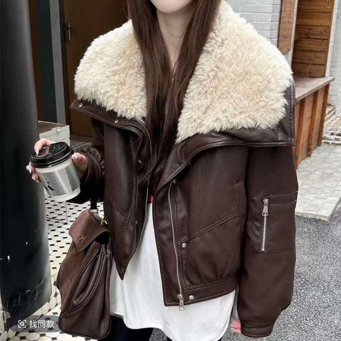 #24259冬季复古大翻领毛领蛋白皮短款棉服