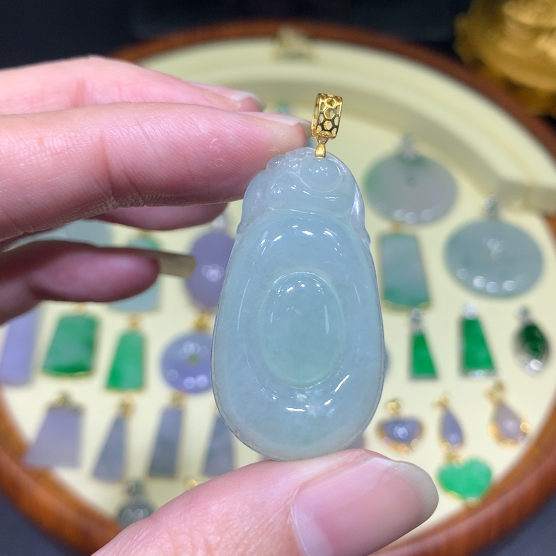 翡翠吊坠(不含链)未镶嵌