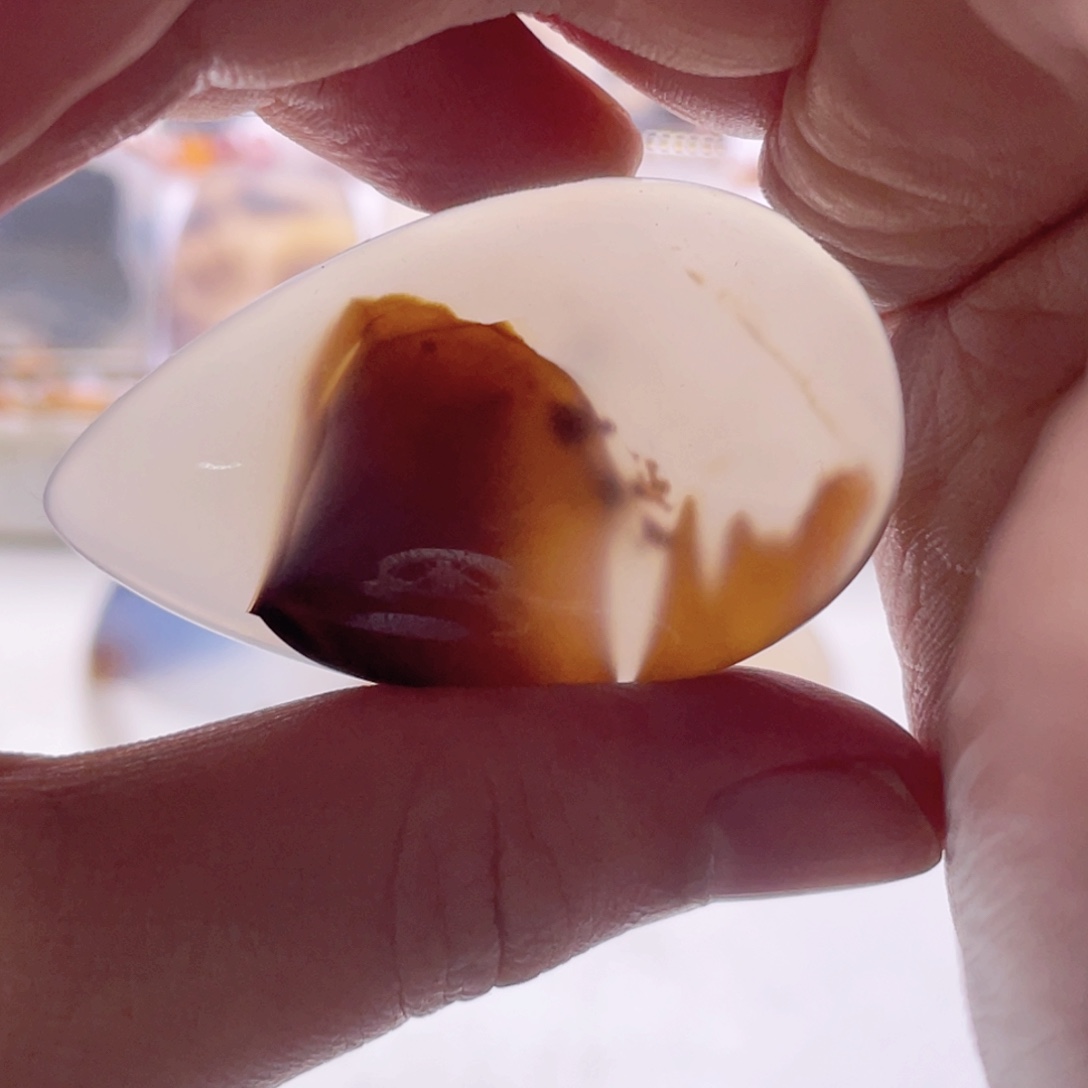 玛瑙/玉髓未镶嵌珠宝奇石