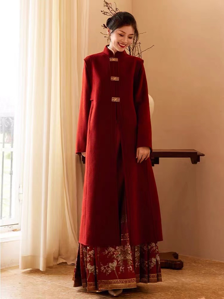 M3591秋冬拜年汉服女改良长款红色毛呢大衣过年服婚服敬酒服