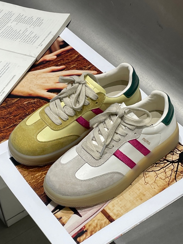 真皮平底防滑百搭德训鞋2025新款春款鞋子女爆款软底休闲阿甘女鞋